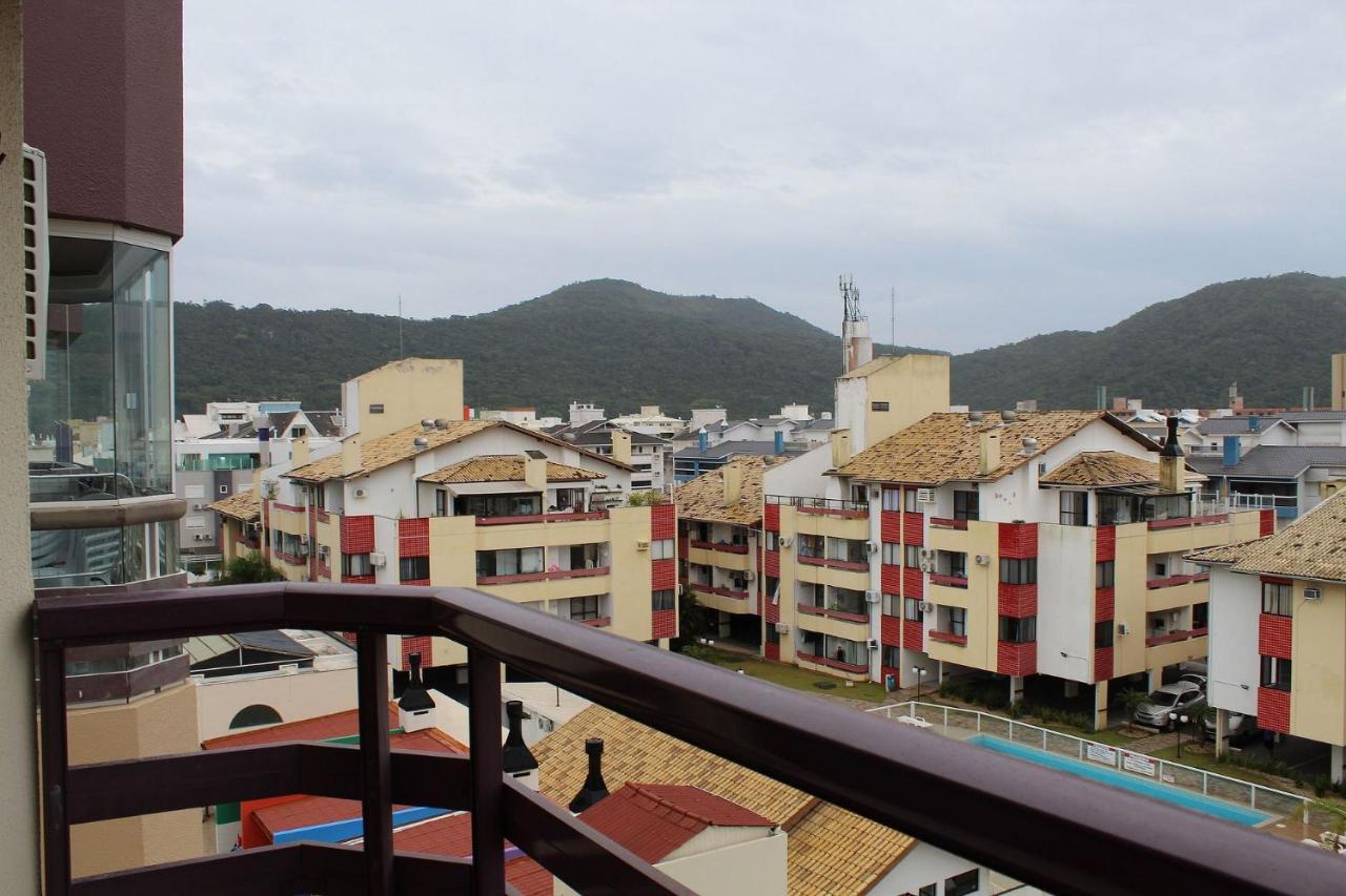 Apartamento Com Vista Do Mar Em Residencial Com Piscina ฟลอเรียนอโปลิส ภายนอก รูปภาพ